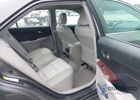 2014 Toyota Camry Xle V6 z USA, uszkodzony, nr VIN 4T1BK1FK8EU541925